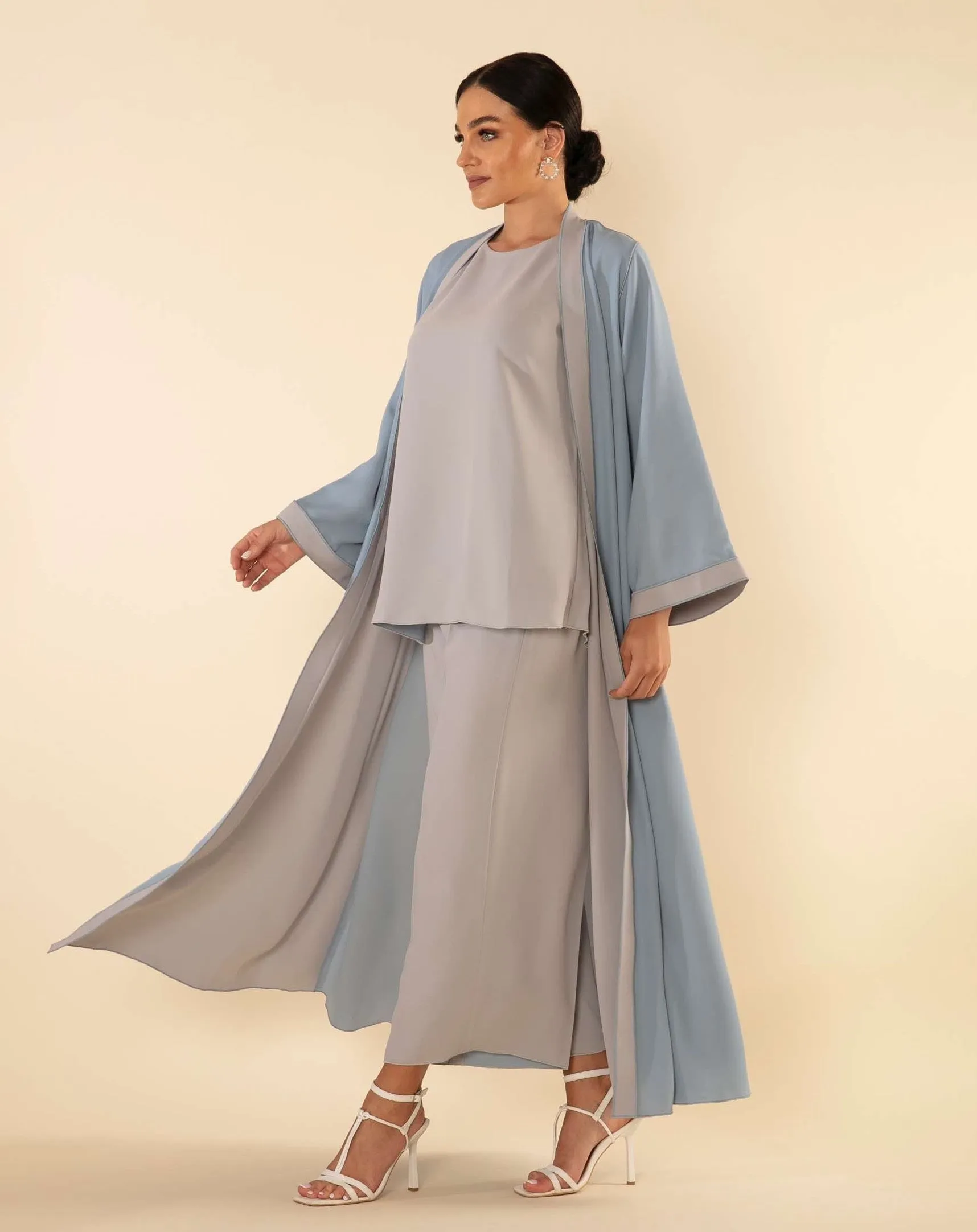 2 TONS GREY/BLUE ABAYA SET