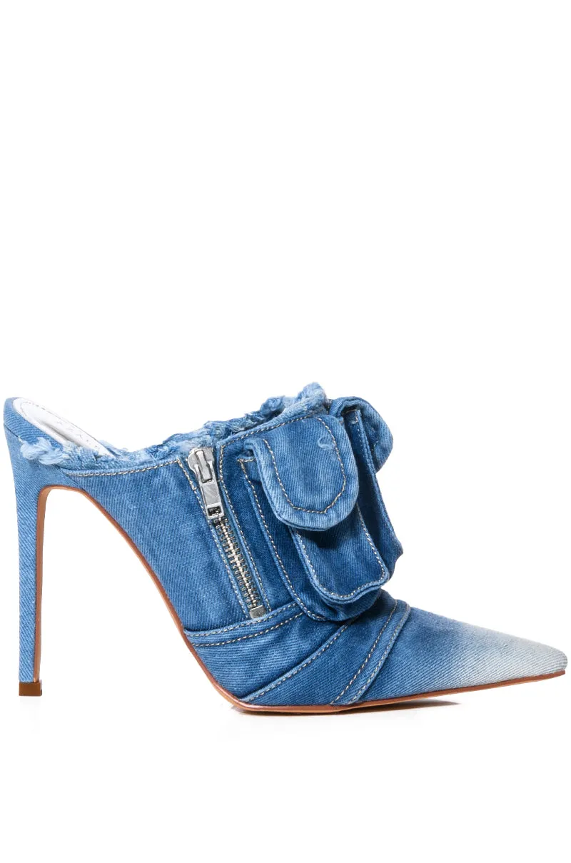 AZALEA WANG FREEDOM CLOSED TOE MULE IN DENIM