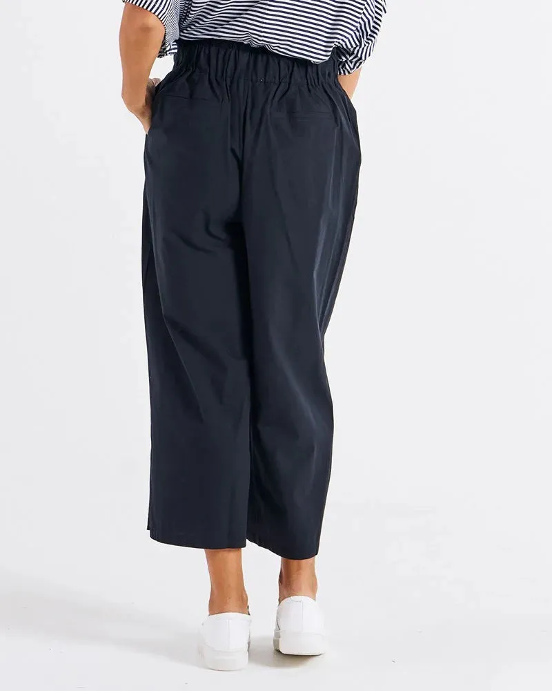 Betty Basics Cabo Crop Pant - Black