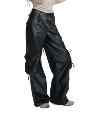 Black Pockets Wide-Leg Cargo Pants