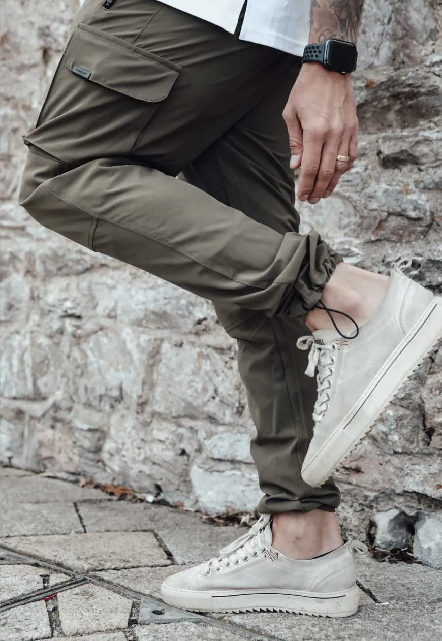 CARGO PANTS - OLIVE