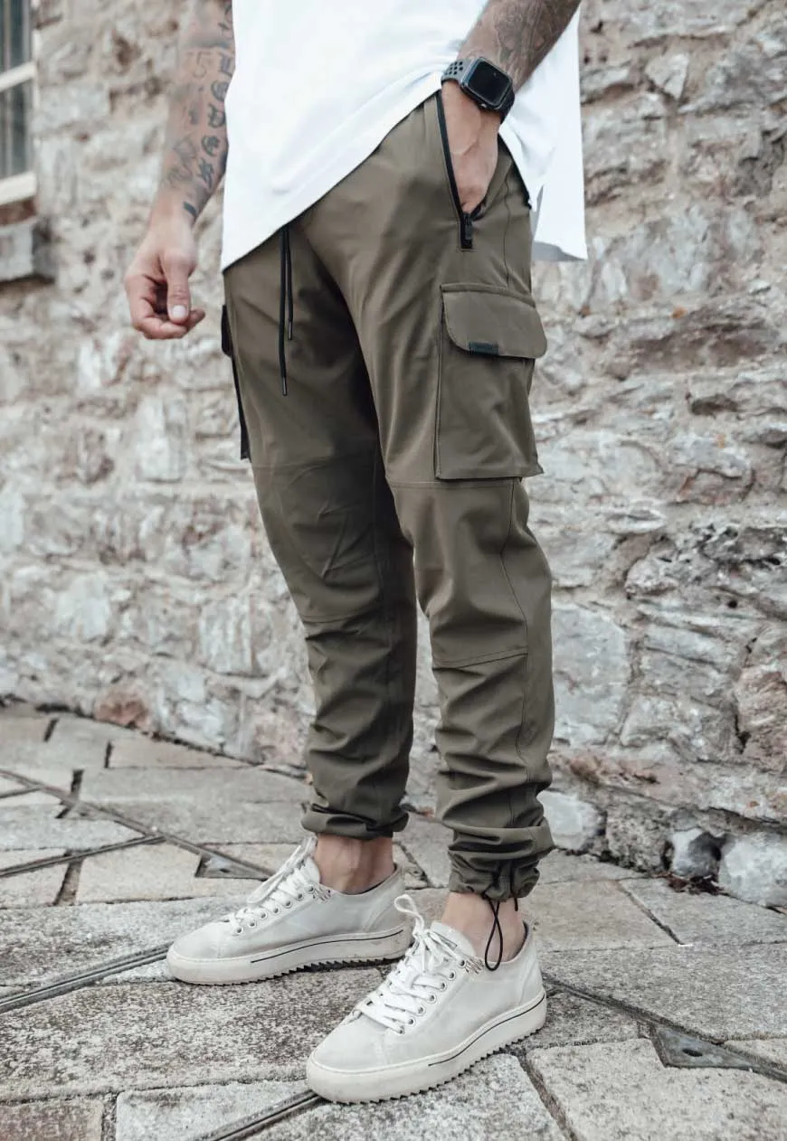 CARGO PANTS - OLIVE