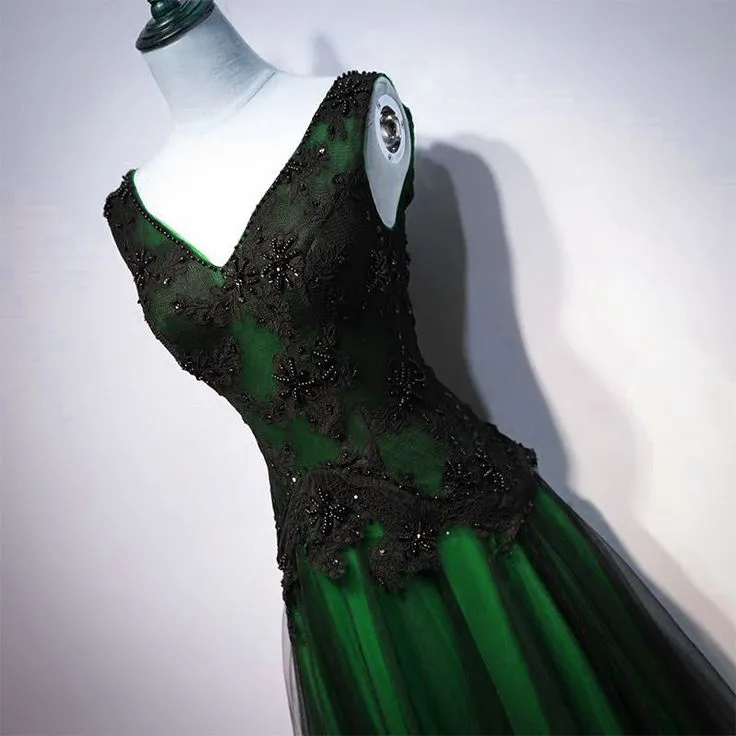 Chaming Black and Green Tulle V-neckline Long Party Dress, V-neckline Prom Dresses     fg5089