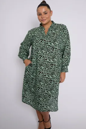 Eliana PLUS SIZE Green Animal Print Collar Style Dress With Pockets