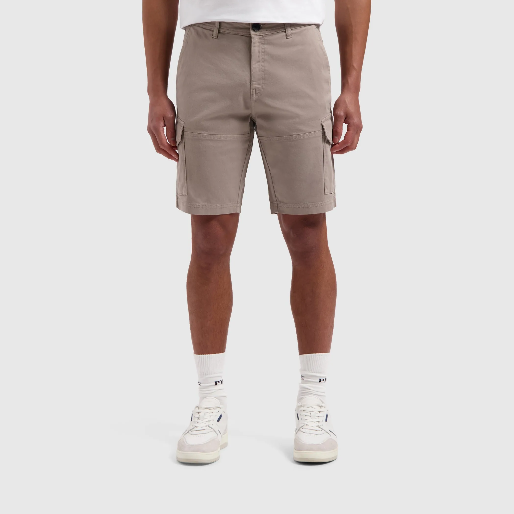 Garment Dye Cargo Shorts | Taupe