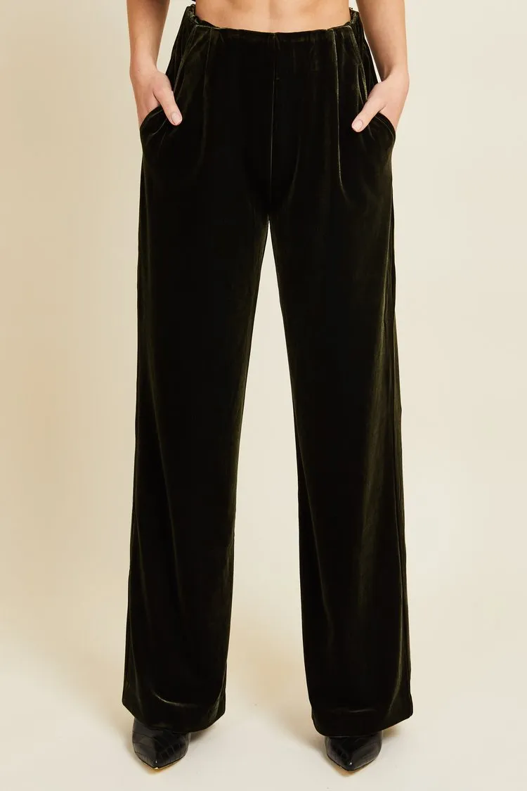 Kamare Surry Velvet Pants - Olive