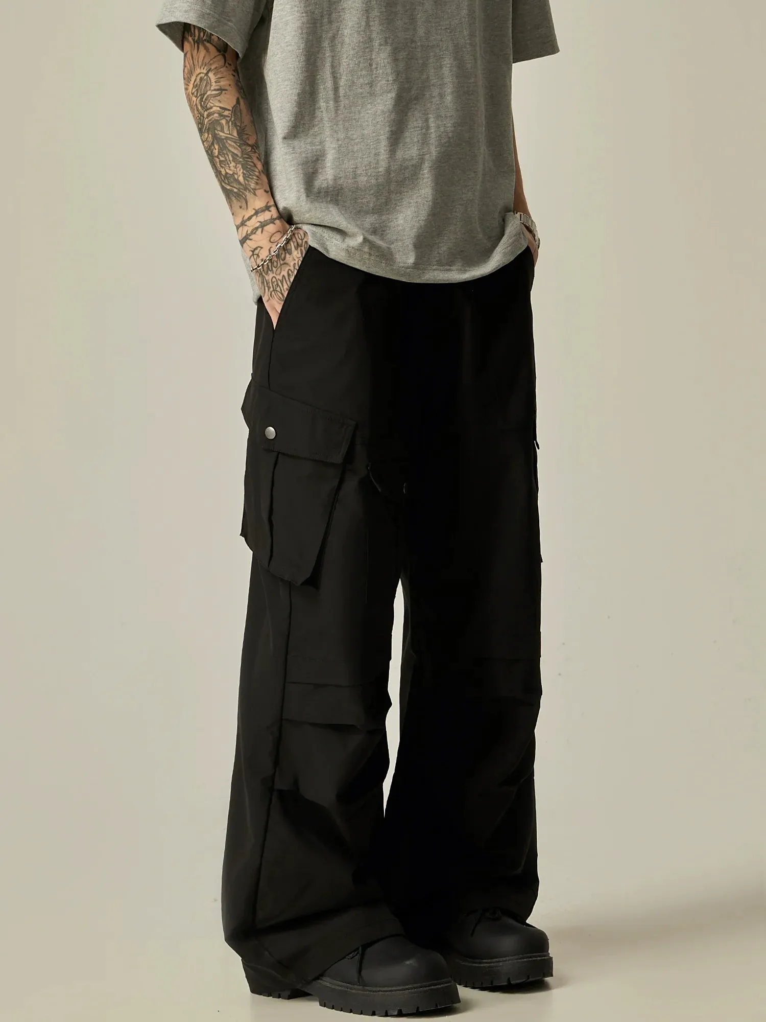 Stealth Shadow Wide-Leg Tactical Cargo Pants