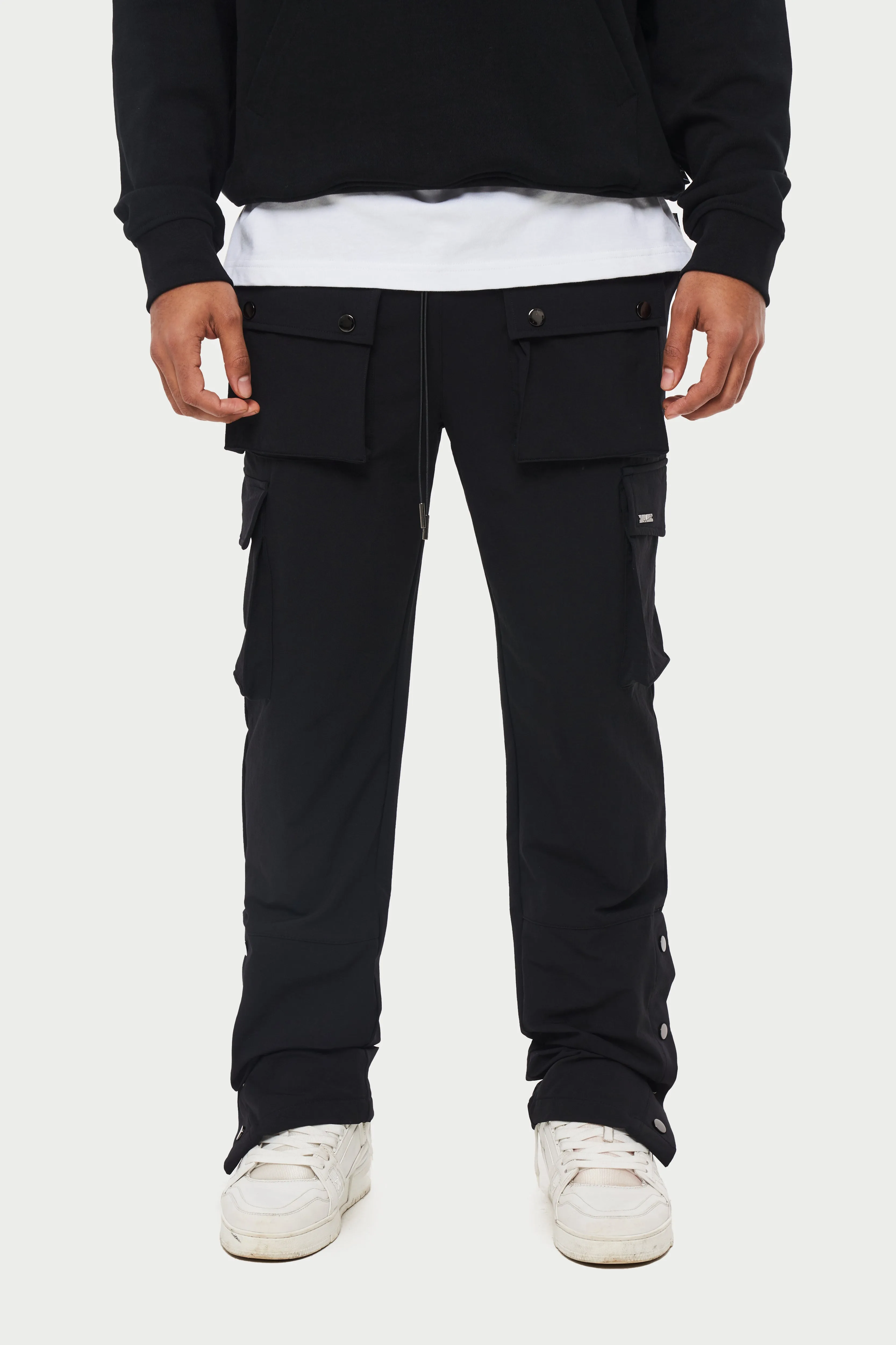 TECHNICAL STRETCH POPPER DETAIL CARGO PANTS - BLACK