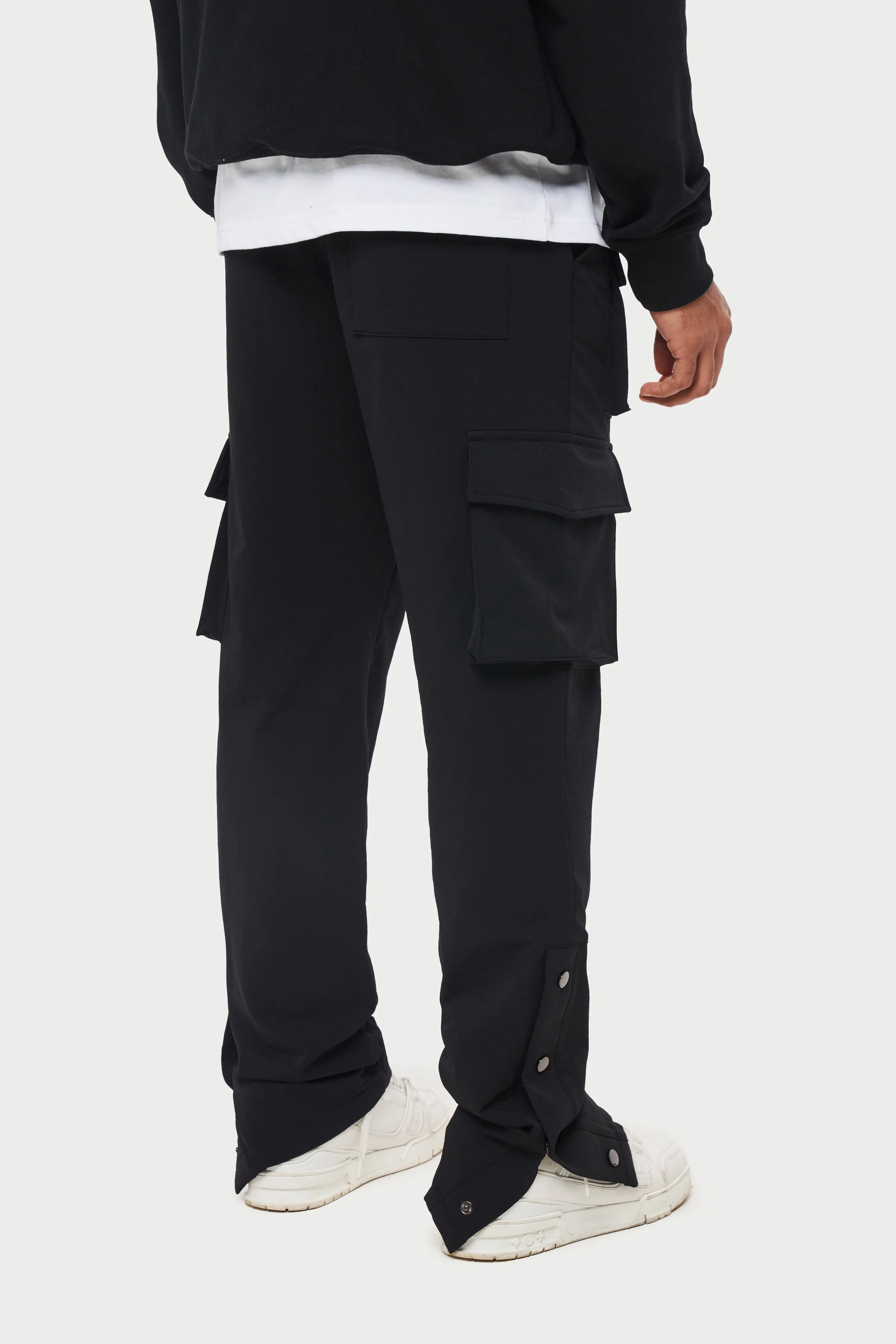 TECHNICAL STRETCH POPPER DETAIL CARGO PANTS - BLACK